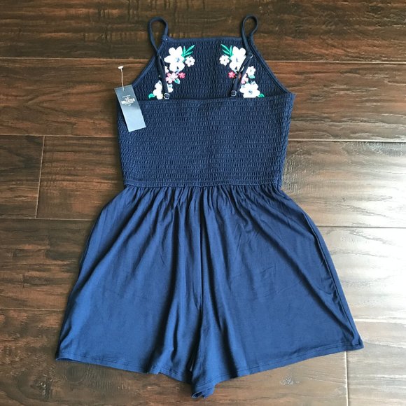 Hollister Smocked Romper - Picture 3 of 4